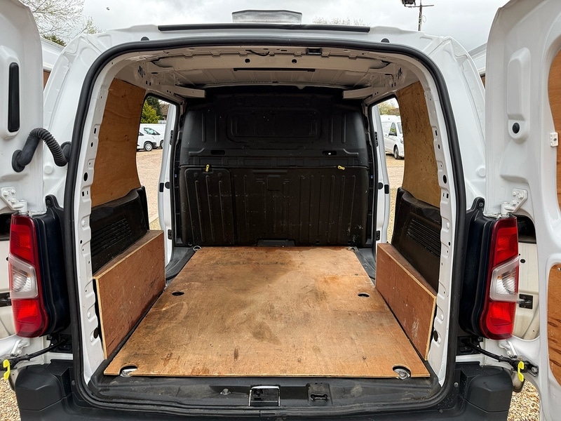 Used Toyota ProAce 2022 for sale - 78122349: Photo 8