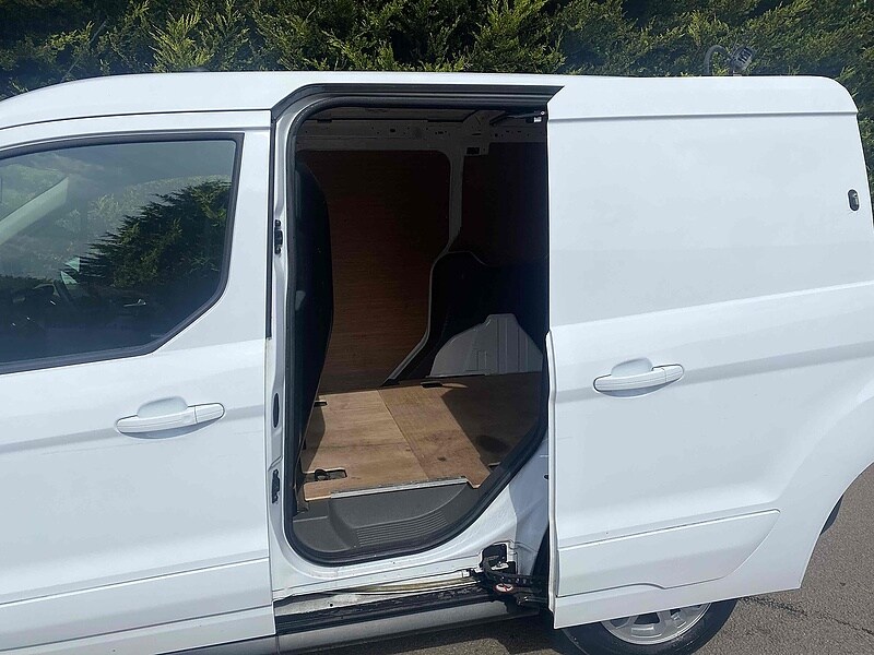 Used Ford Transit Connect 2018 for sale - 76330445: Photo 21