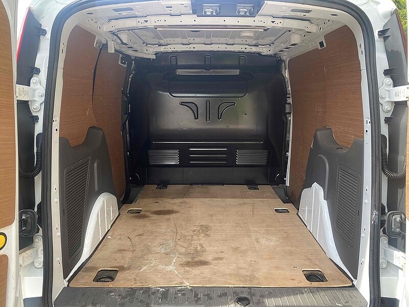 Used Ford Transit Connect 2018 for sale - 76330445: Photo 8