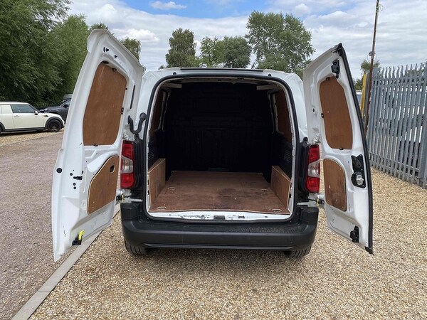 Used Toyota ProAce 2022 for sale - 75276158: Photo 14