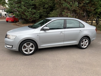 Used Skoda Rapid 2013 for sale - 76135837: Photo