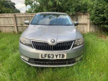 2013 (63) - 1.6 TDI CR Elegance 5dr