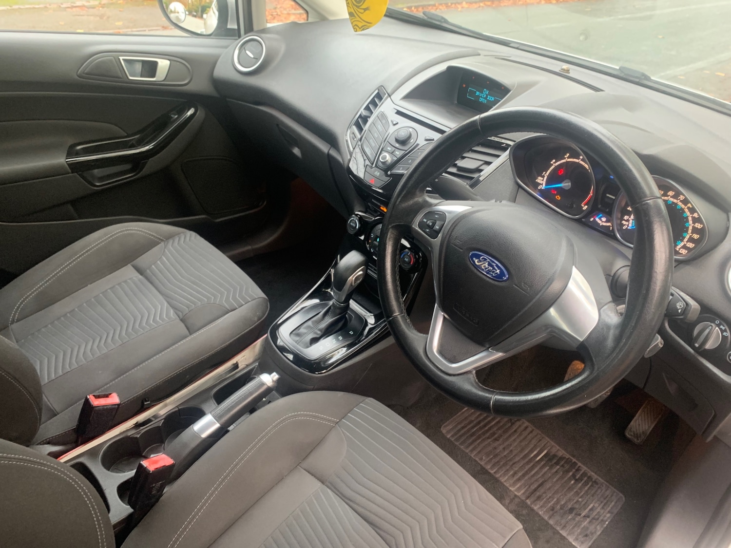 Used Ford Fiesta 2013 for sale - 76294382: Photo 6
