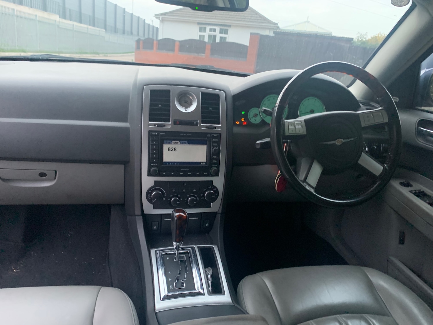 Used Chrysler 300C 2005 for sale - 76319759: Photo 8
