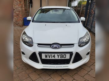 Used Ford Focus 2014 for sale - 79672386: Photo