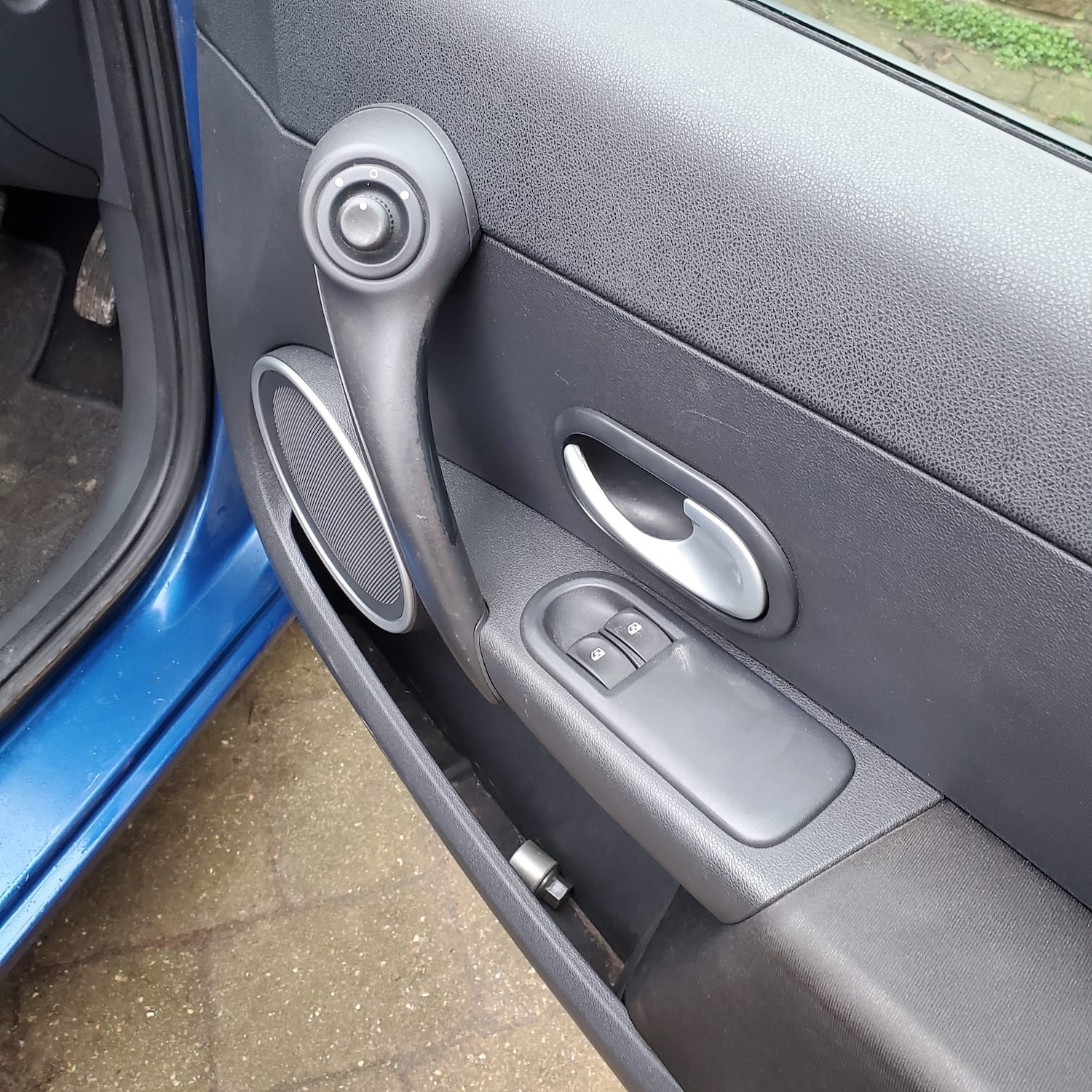 Used Renault Clio 2011 for sale - 77406180: Photo 11