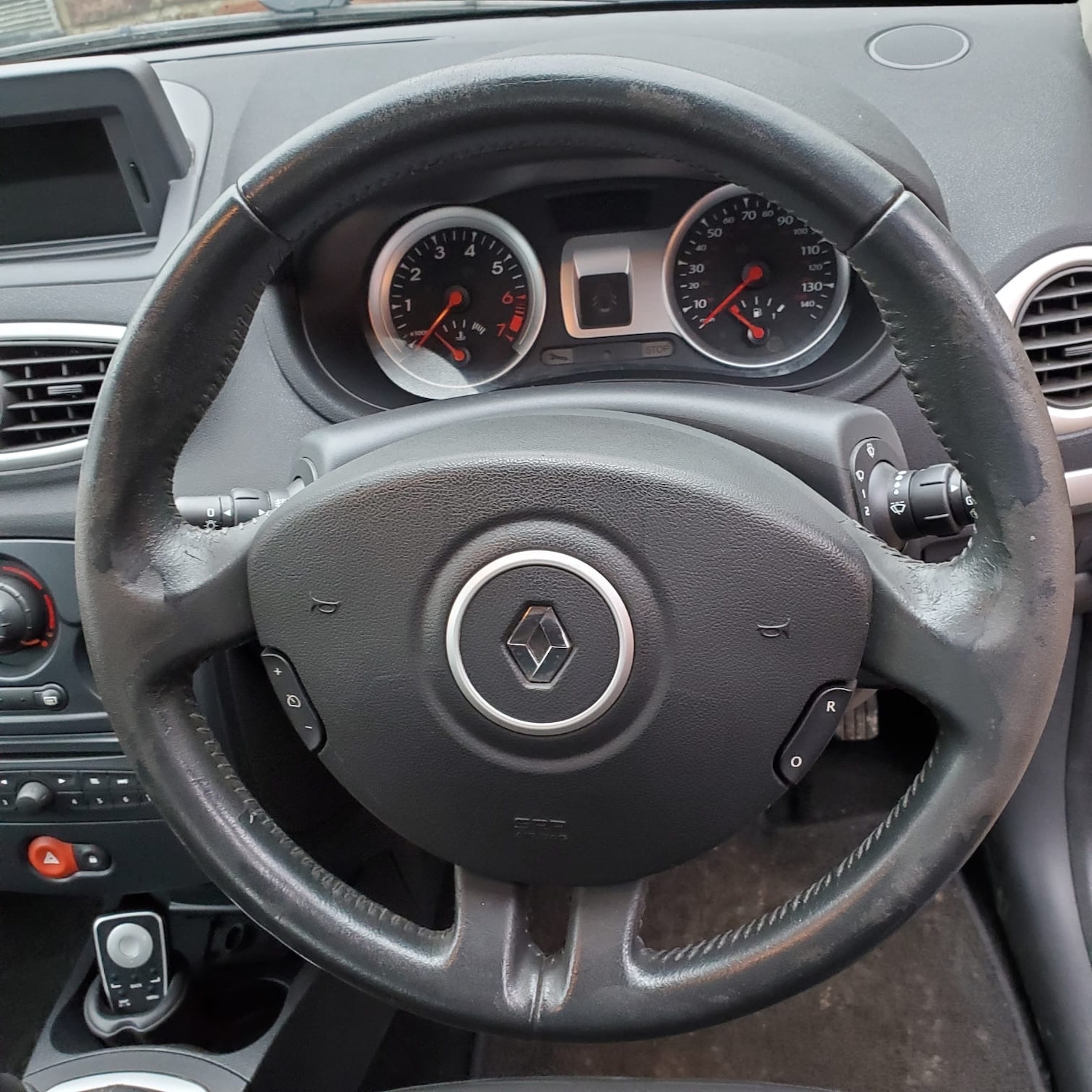 Used Renault Clio 2011 for sale - 77406180: Photo 13