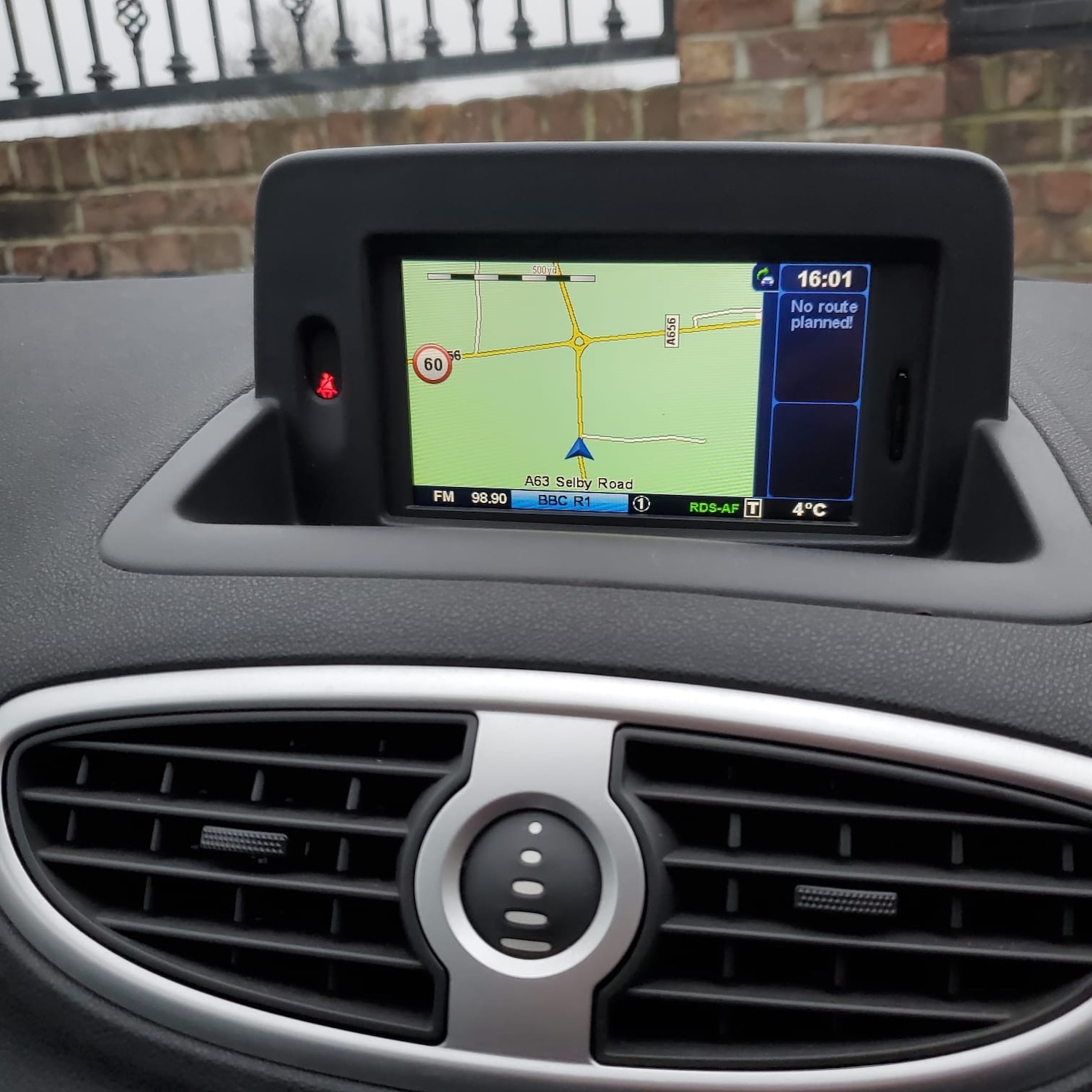 Used Renault Clio 2011 for sale - 77406180: Photo 14