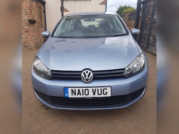 Used Volkswagen Golf 2010 for sale - 75976253: Photo