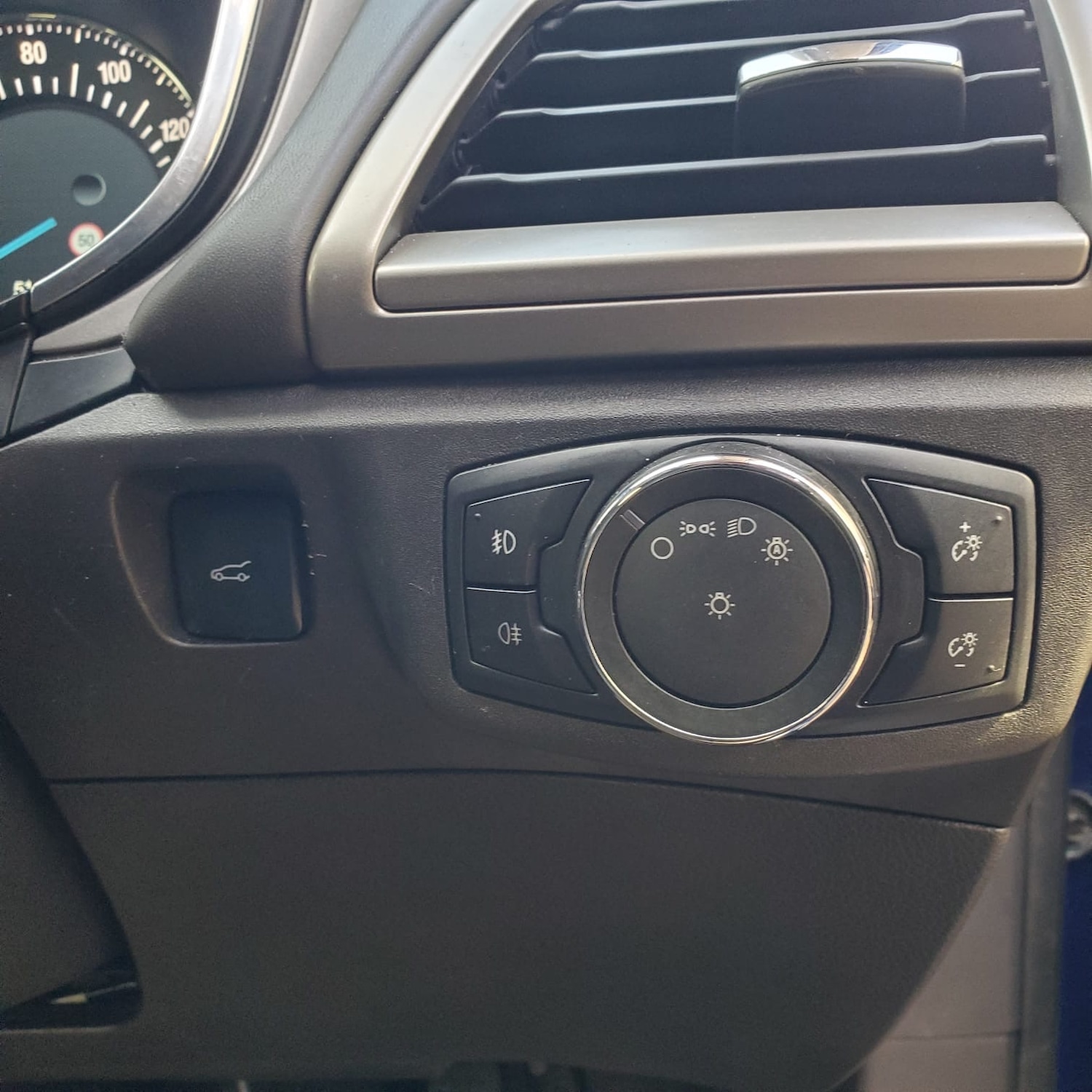 Used Ford Mondeo 2017 for sale - 77077379: Photo 13