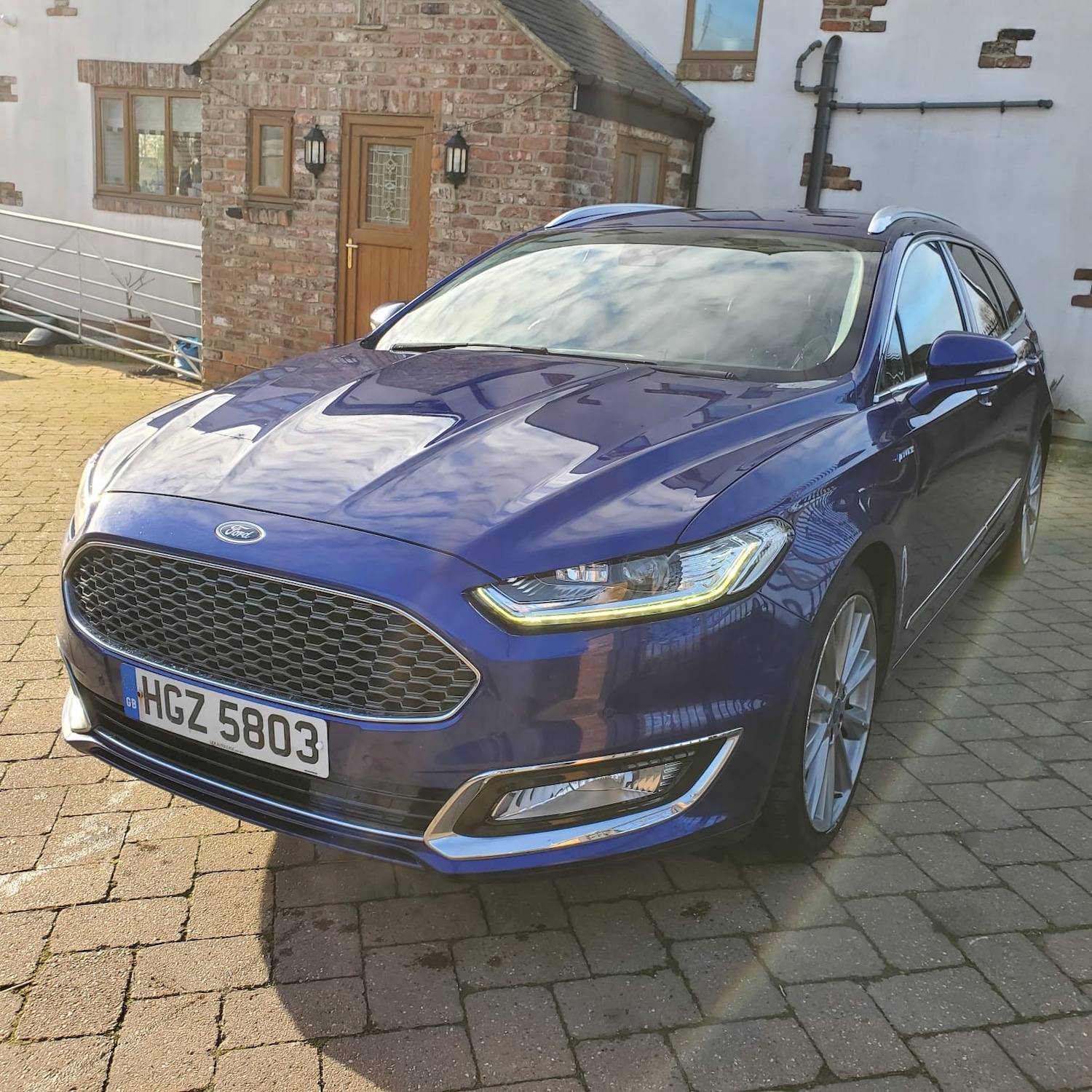 Used Ford Mondeo 2017 for sale - 77077379: Photo 2