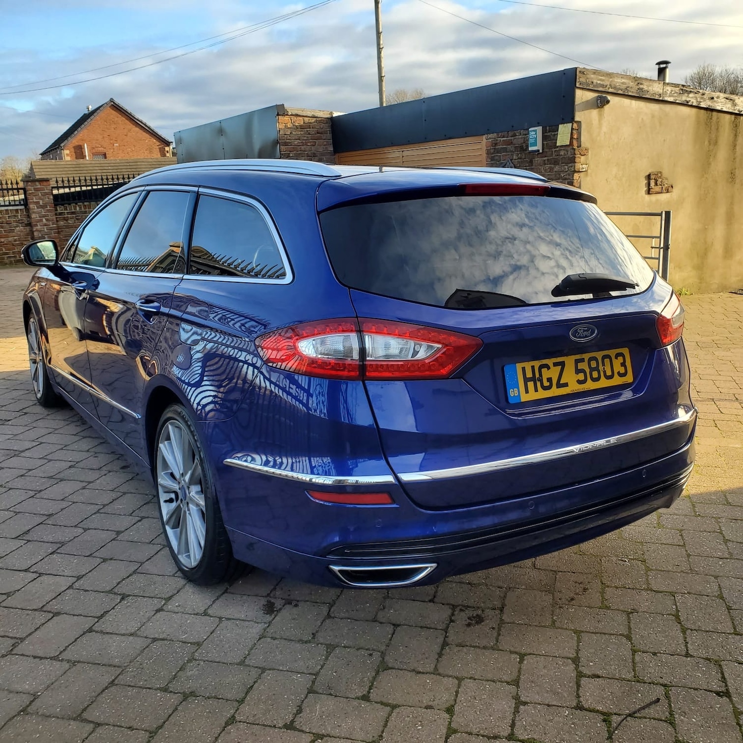 Used Ford Mondeo 2017 for sale - 77077379: Photo 3