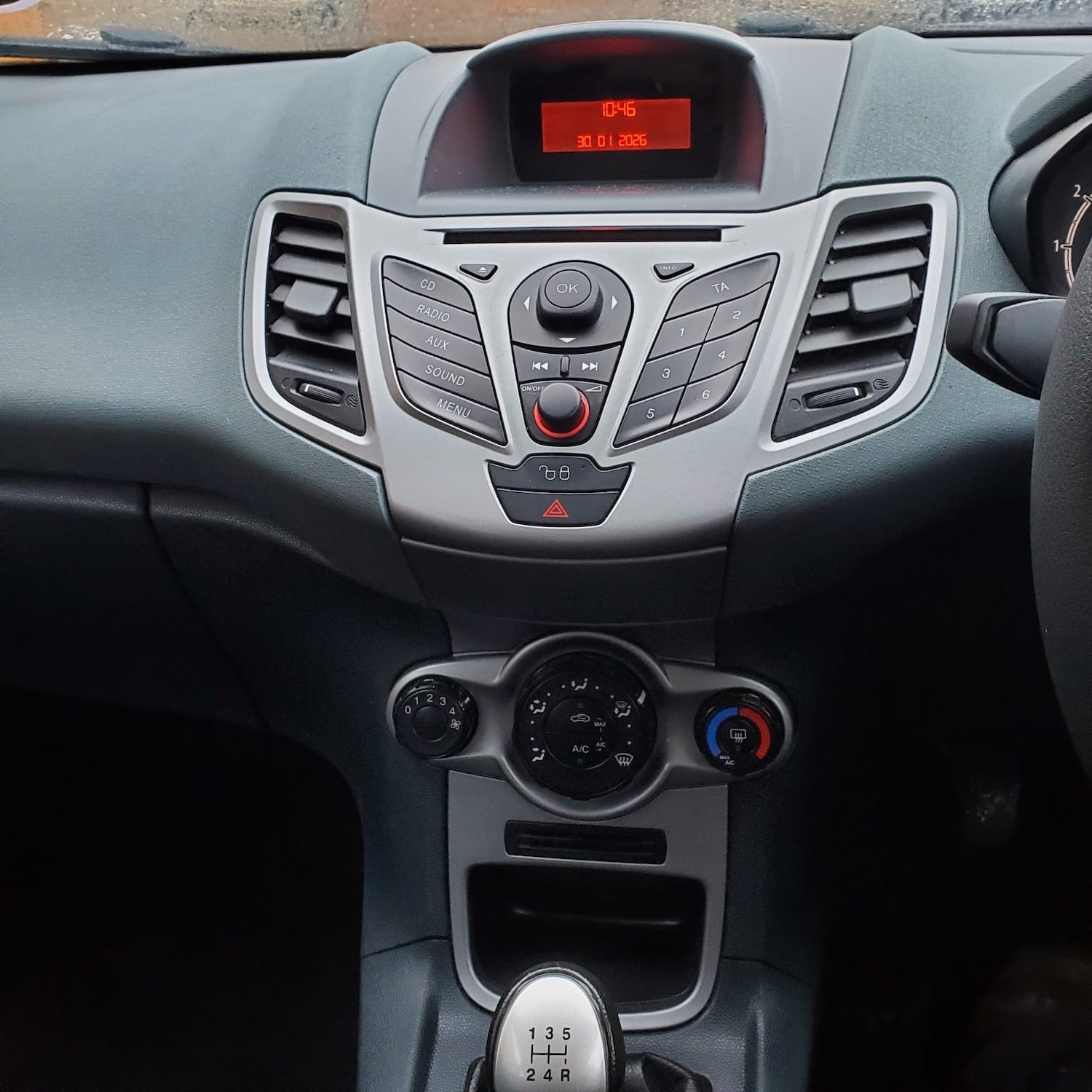 Used Ford Fiesta 2011 for sale - 77381216: Photo 11