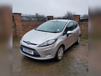 Used Ford Fiesta 2011 for sale - 77381216: Photo