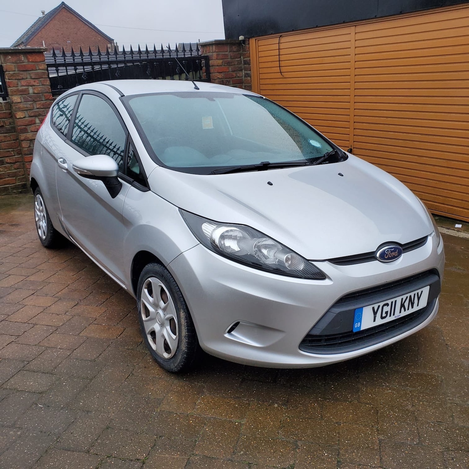 Used Ford Fiesta 2011 for sale - 77381216: Photo 3
