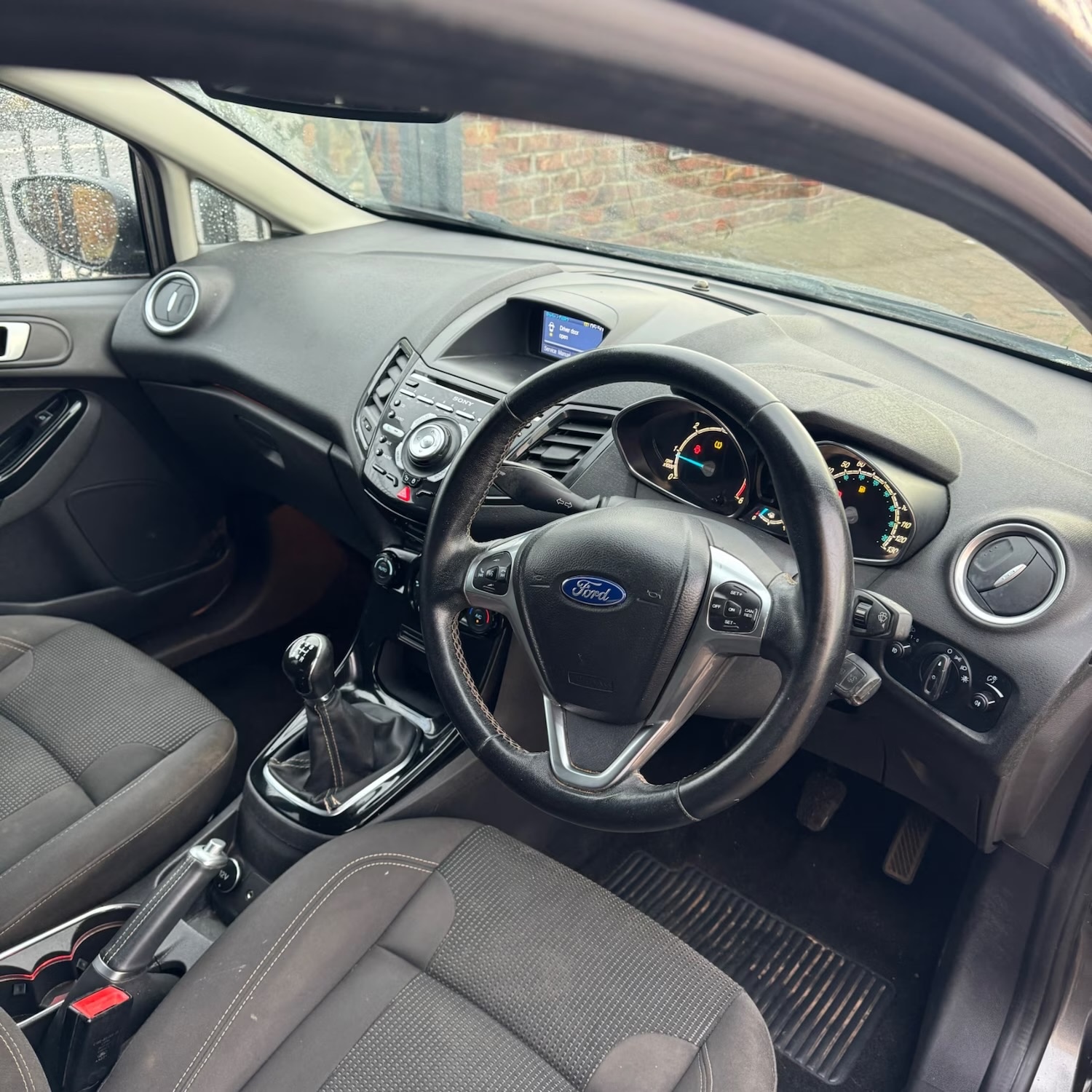 Used Ford Fiesta 2015 for sale - 75988277: Photo 10