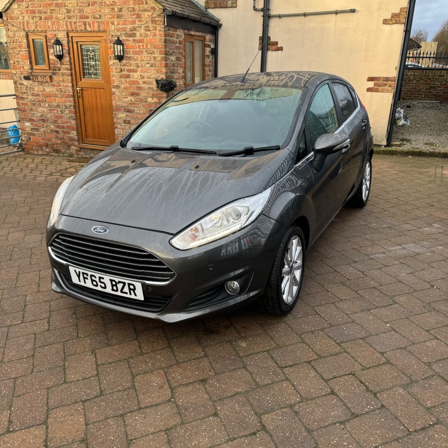 Used Ford Fiesta 2015 for sale - 75988277: Photo 3