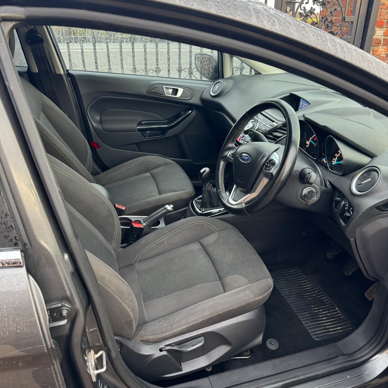 Used Ford Fiesta 2015 for sale - 75988277: Photo 7