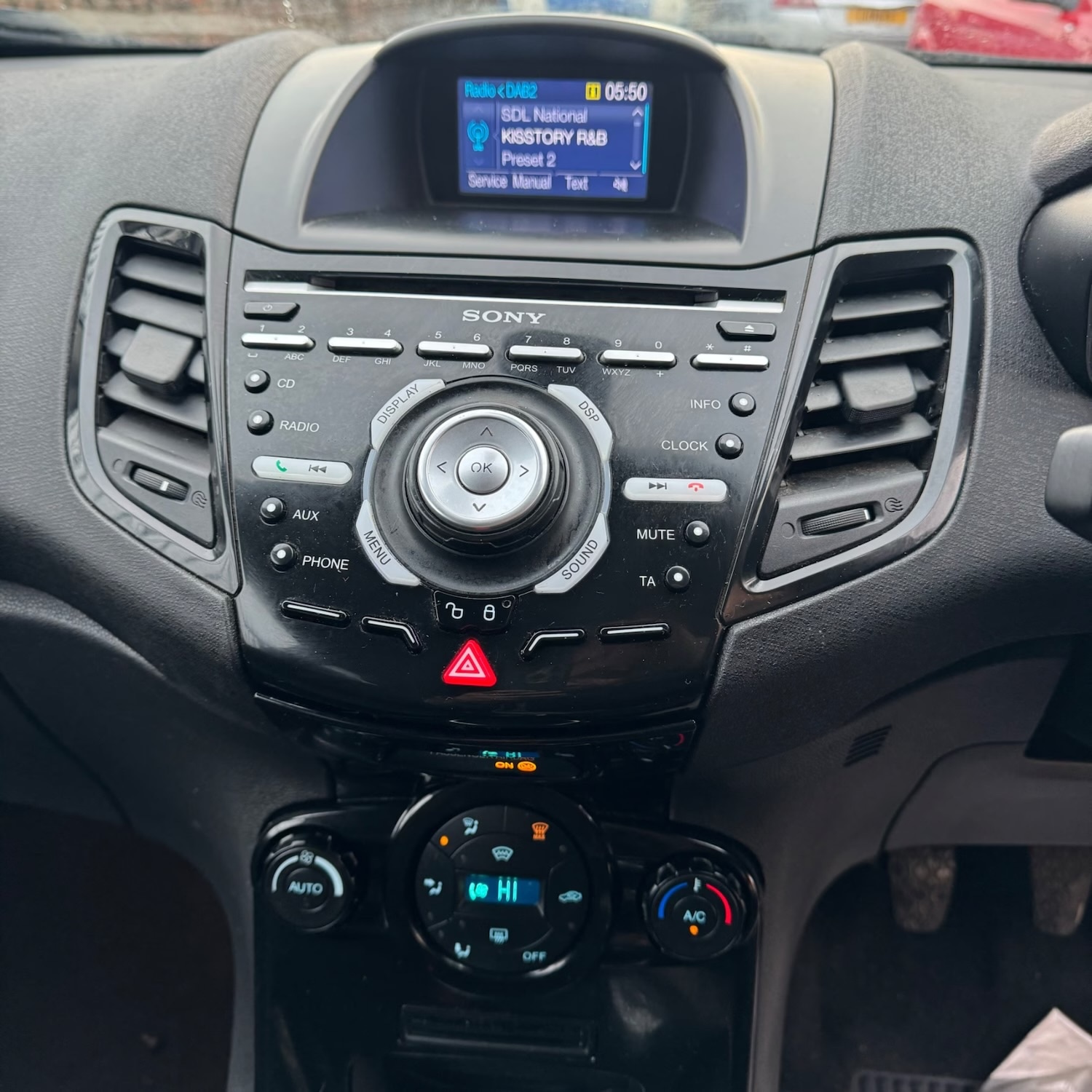 Used Ford Fiesta 2015 for sale - 75988277: Photo 9