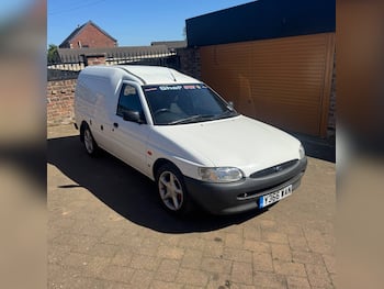 Used Ford Escort 2001 for sale - 79656796: Photo