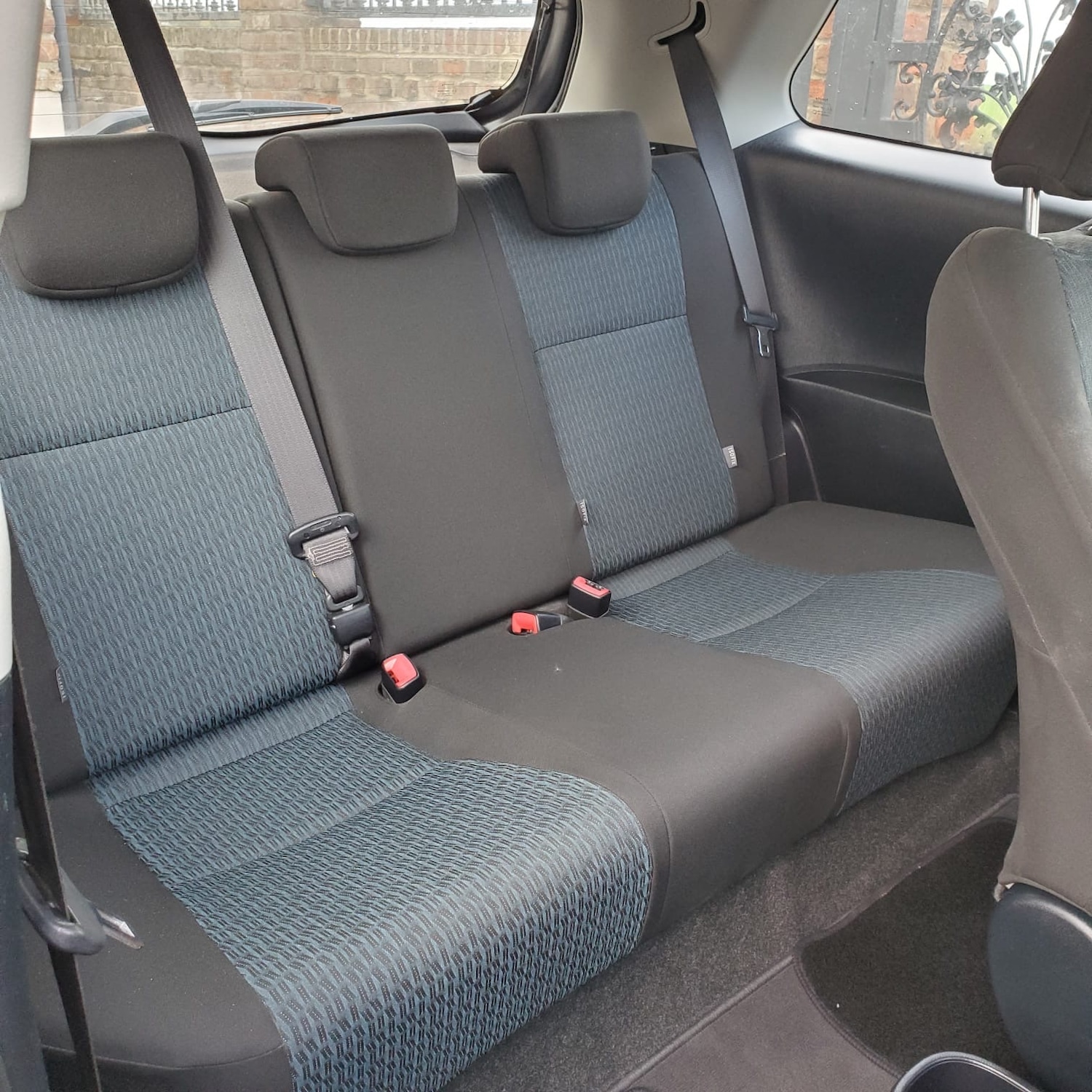 Used Toyota Yaris 2012 for sale - 73573580: Photo 10