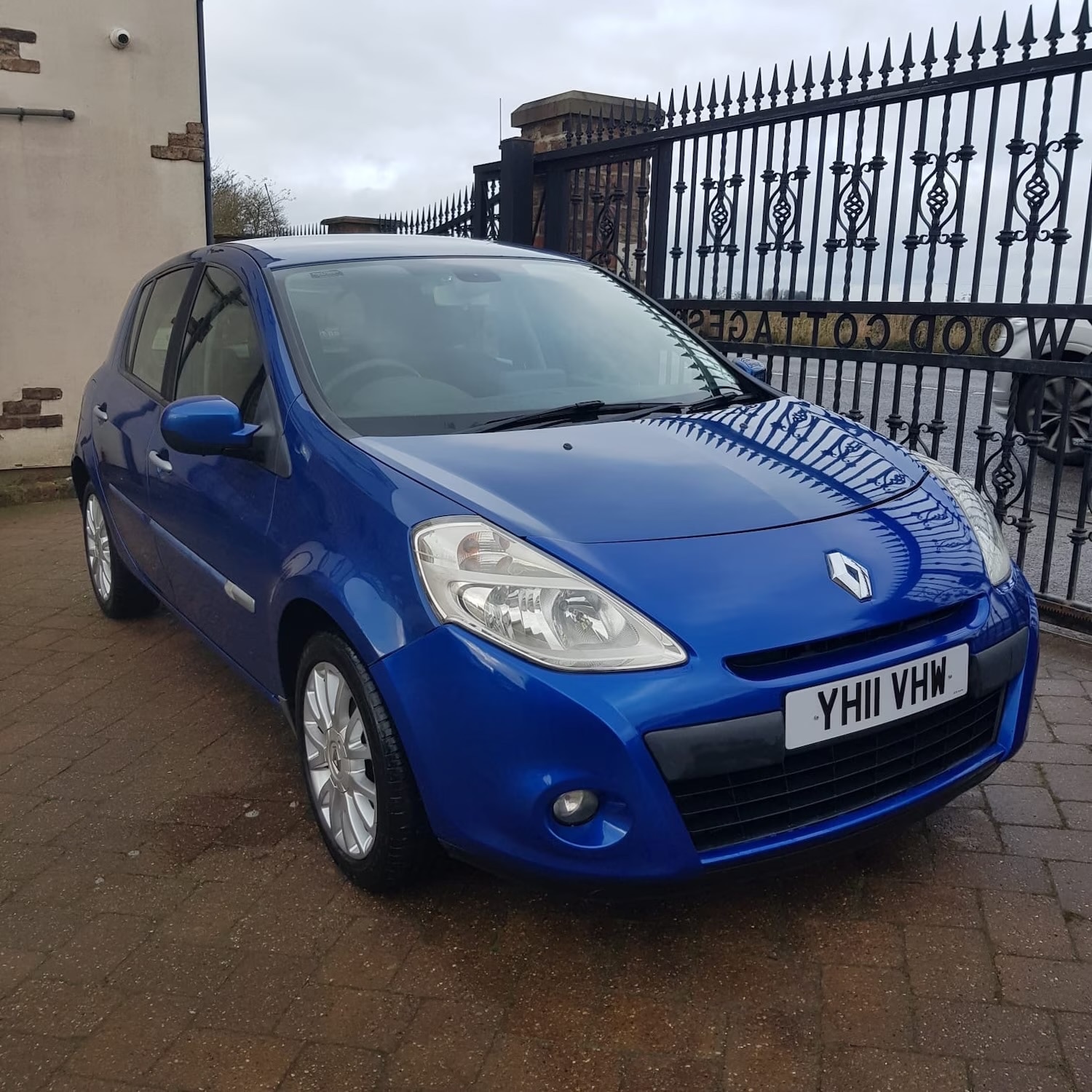 Vehicle 1