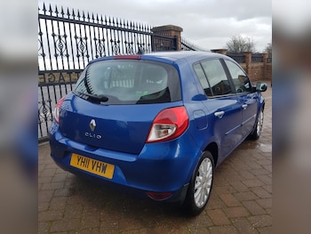 Used Renault Clio 2011 for sale - 75988283: Photo