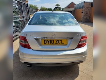 Used Mercedes-Benz C Class 2010 for sale - 79390084: Photo