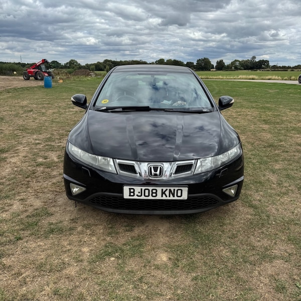 Used Honda Civic 2008 for sale - 76220531: Photo 2
