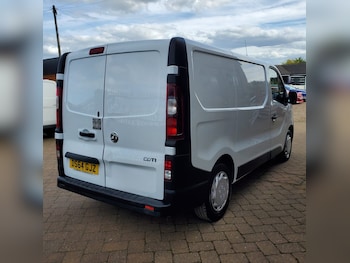 Used Vauxhall Vivaro 2015 for sale - 78290355: Photo
