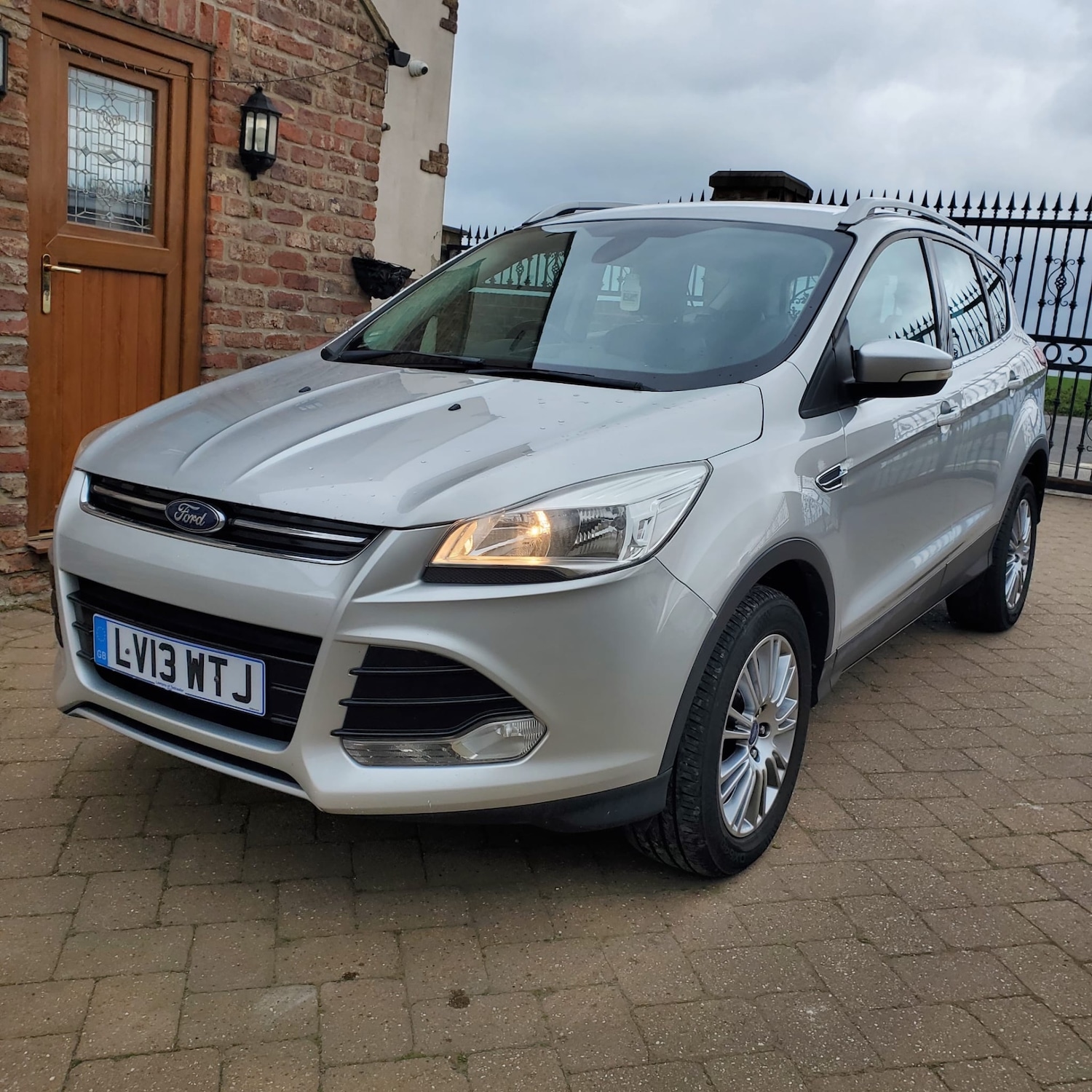 Used Ford Kuga 2013 for sale - 78183137: Photo 1