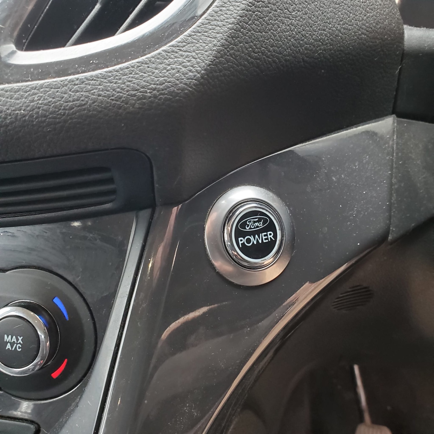 Used Ford Kuga 2013 for sale - 78183137: Photo 18