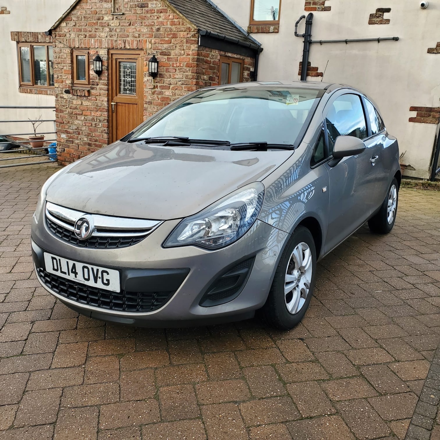 Used Vauxhall Corsa 2014 for sale - 76692228: Photo 3