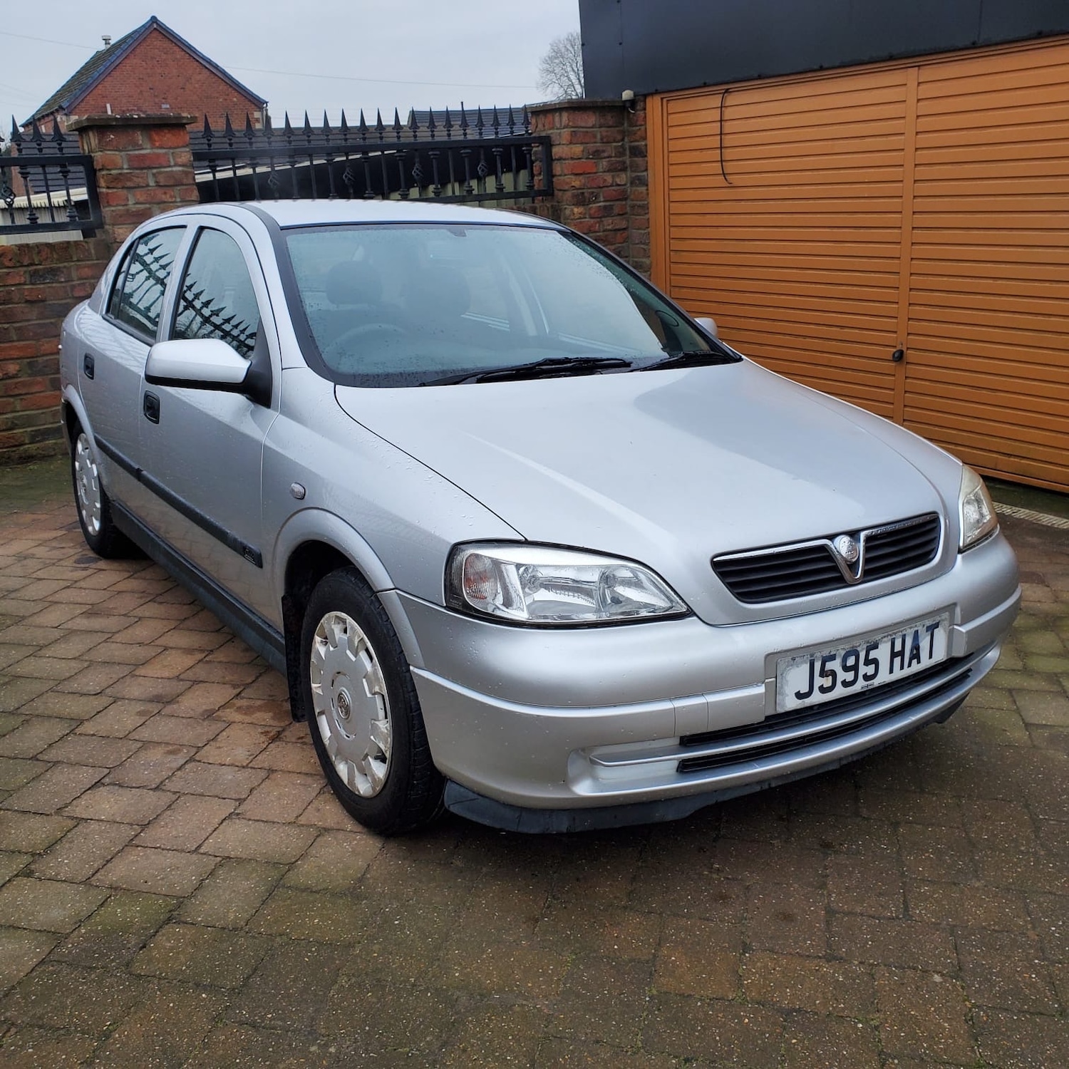 Used Vauxhall Astra 2003 for sale - 77384977: Photo 3