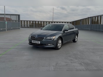 Used Skoda Superb 2019 for sale - 79600543: Photo