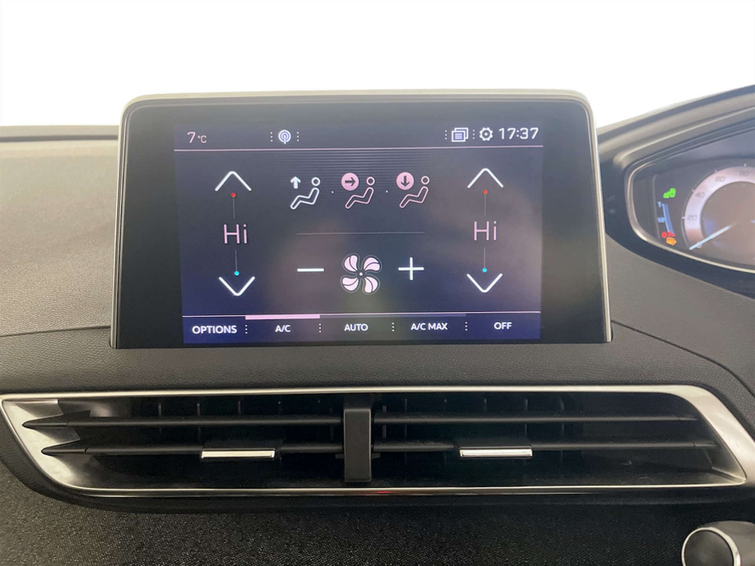 Used Peugeot 3008 2018 for sale - 77453637: Photo 23