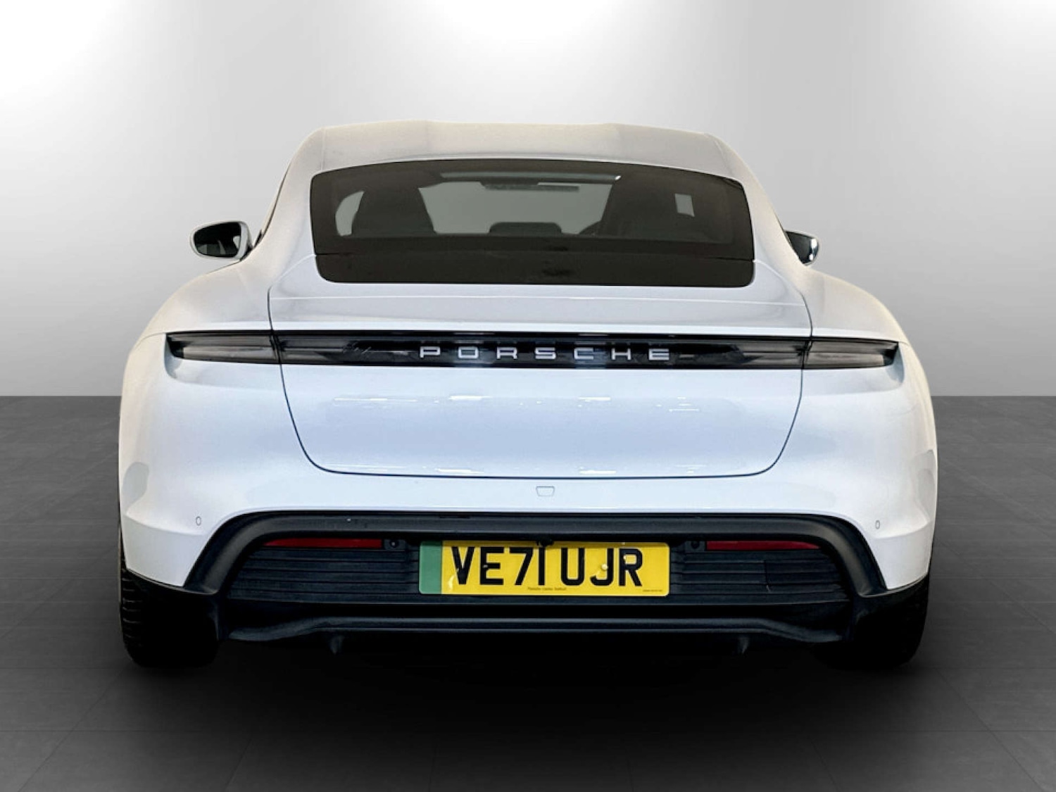 Used Porsche Taycan 2022 for sale - 77495051: Photo 9