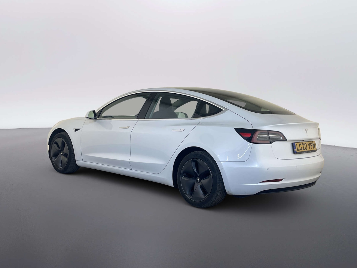 Used Tesla Model 3 2020 for sale - 77950419: Photo 8