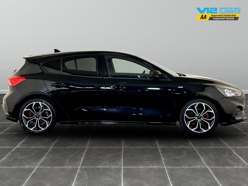 Used Ford Focus 2022 for sale - 76782168: Photo 11