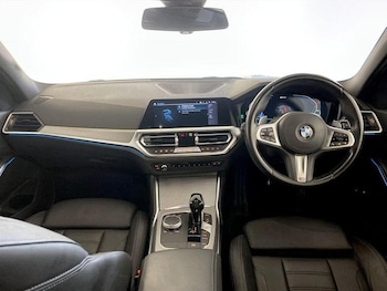 Used BMW 3 Series 2021 for sale - 76452943: Photo