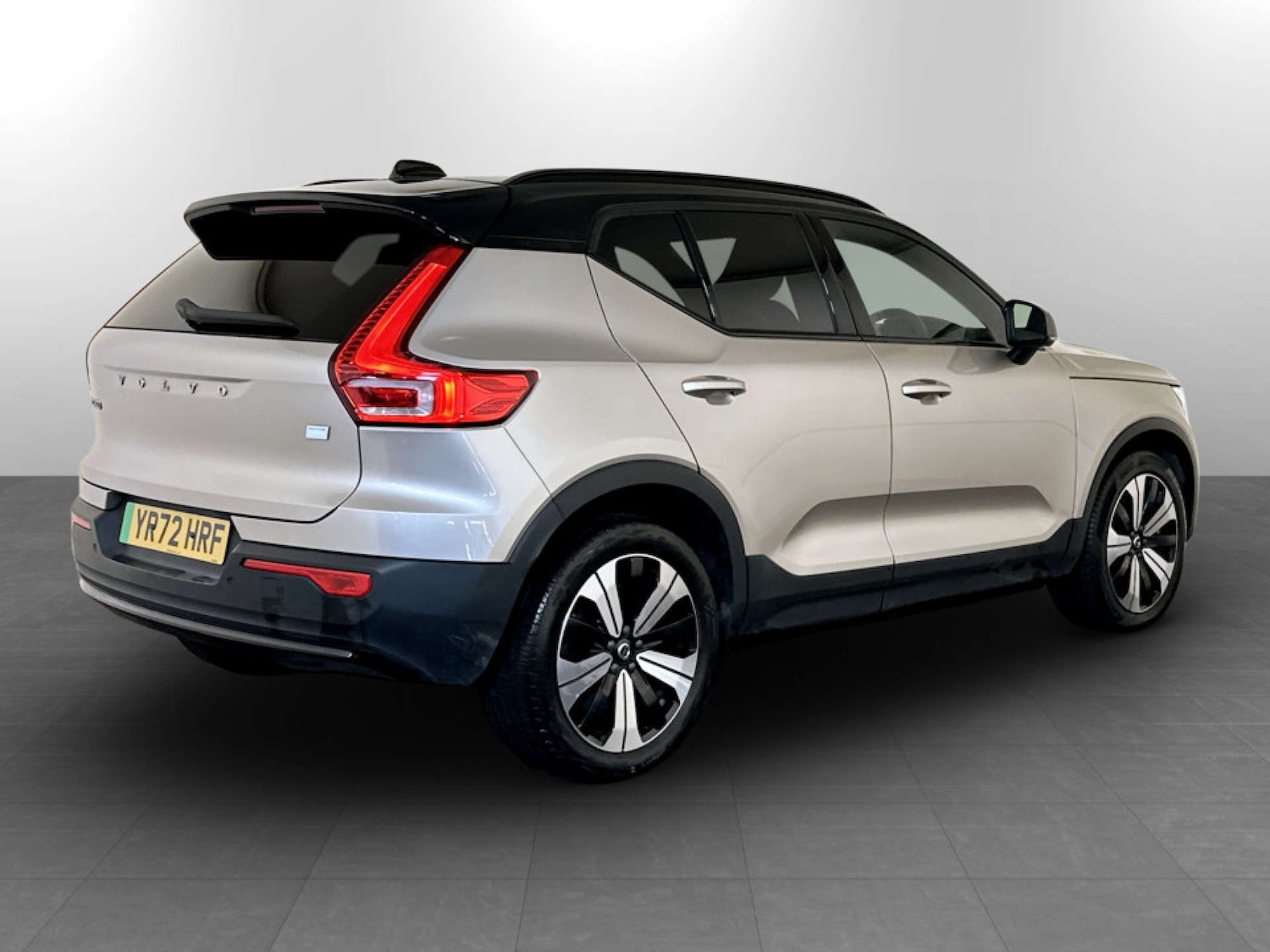 Used Volvo XC40 2022 for sale - 77434624: Photo 9