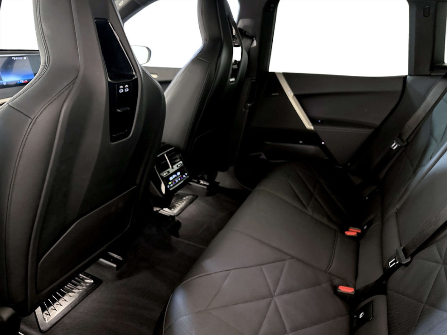 Used BMW iX 2022 for sale - 77765777: Photo 15