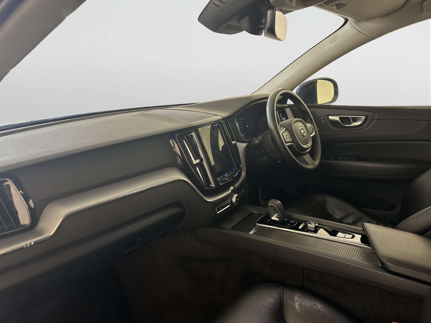 Used Volvo XC60 2022 for sale - 77836423: Photo 12