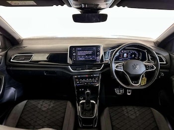 Used Volkswagen T-Roc 2022 for sale - 76825943: Photo