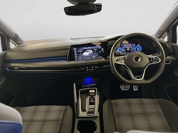 Used Volkswagen Golf 2022 for sale - 78257324: Photo