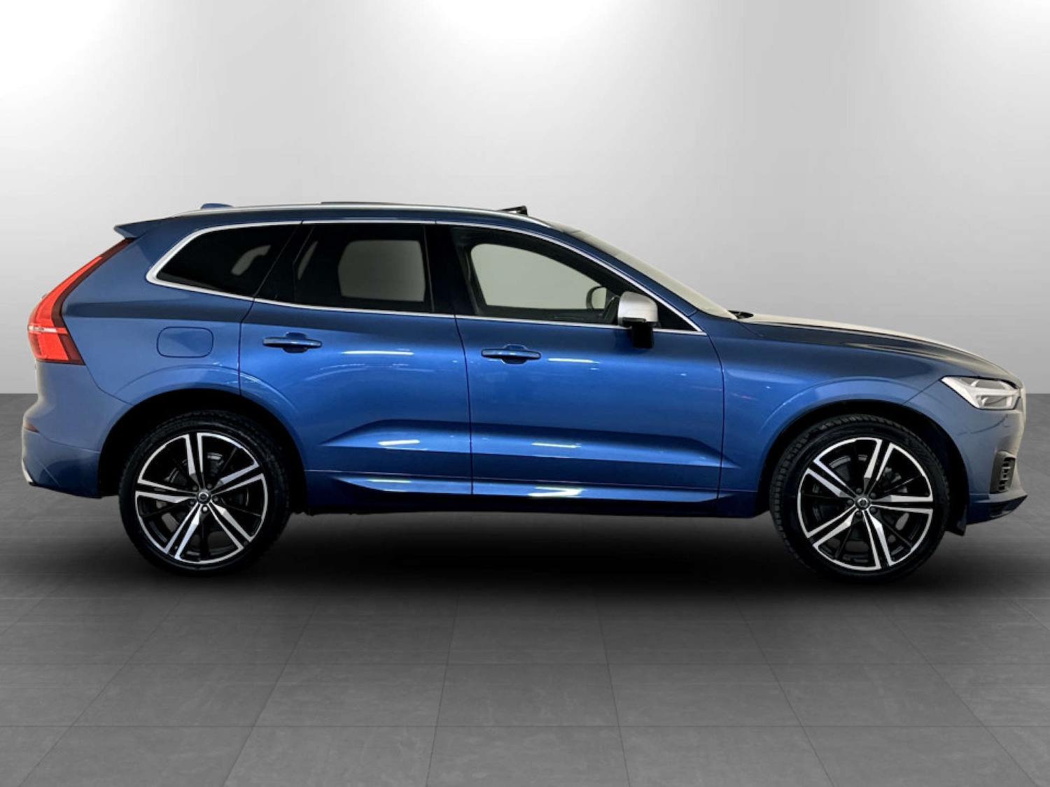 Used Volvo XC60 2018 for sale - 77185761: Photo 11