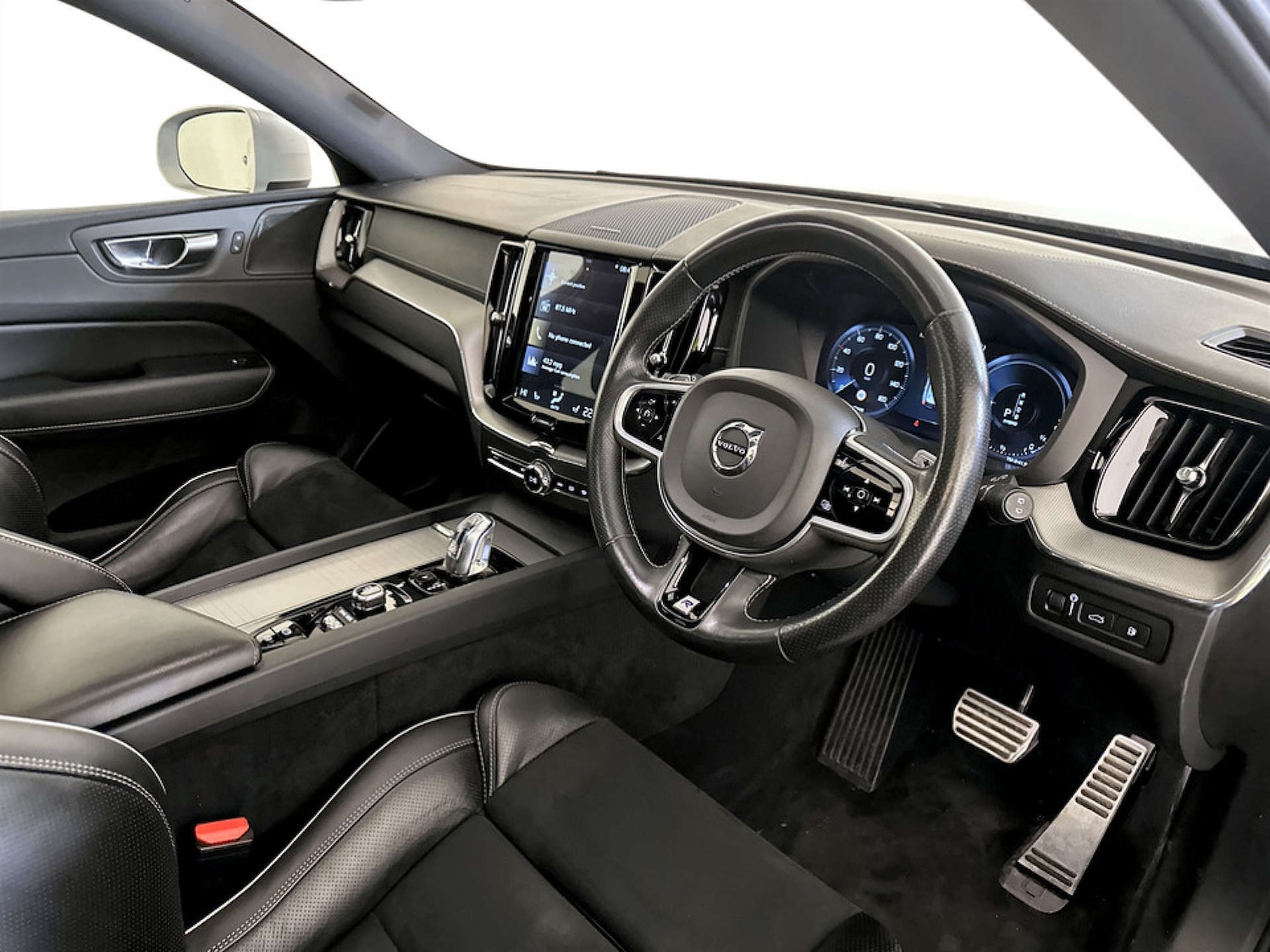 Used Volvo XC60 2018 for sale - 77185761: Photo 17