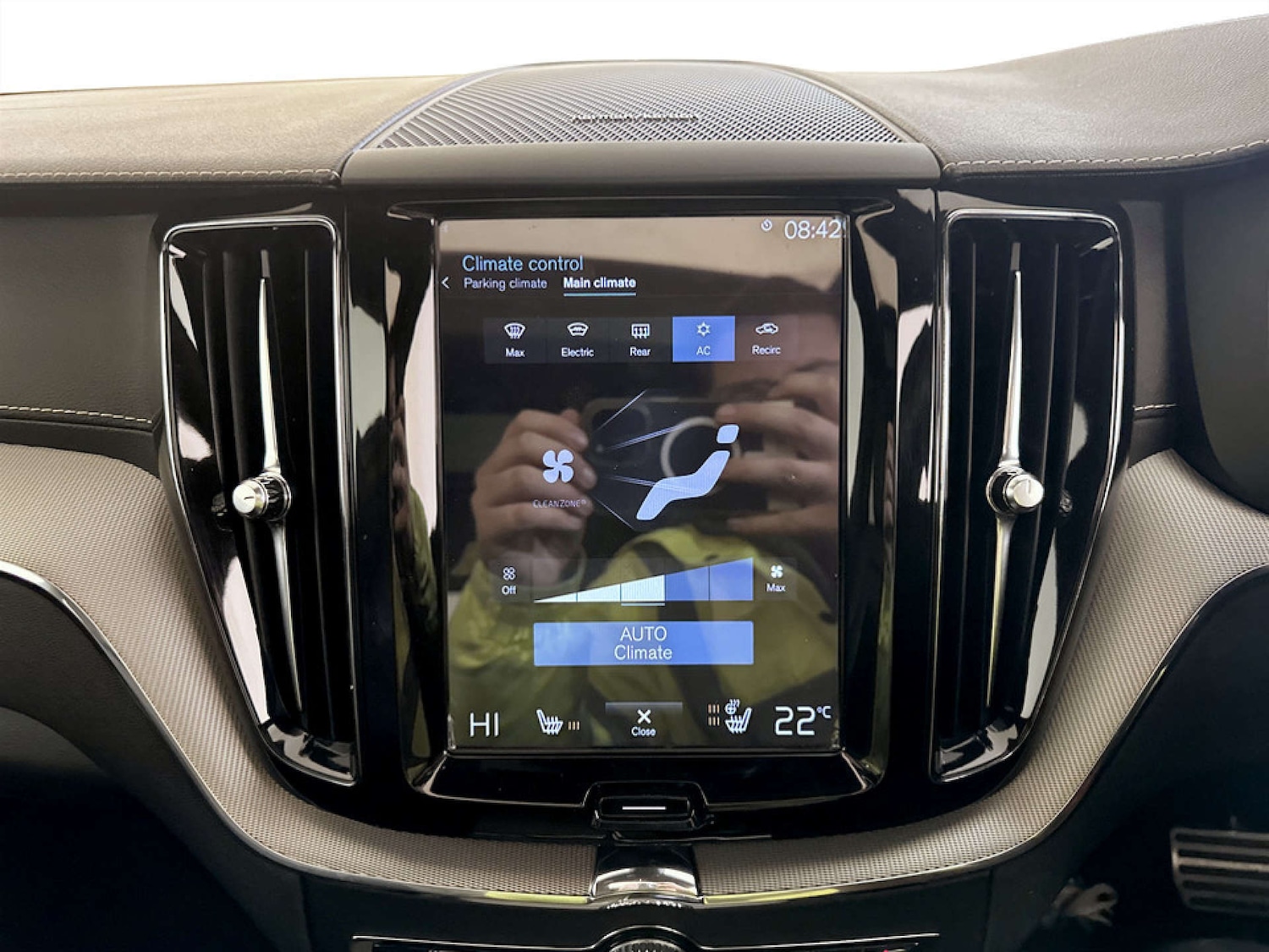 Used Volvo XC60 2018 for sale - 77185761: Photo 23