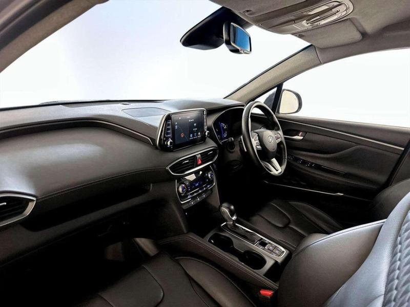 Used Hyundai Santa Fe 2018 for sale - 76826088: Photo 12