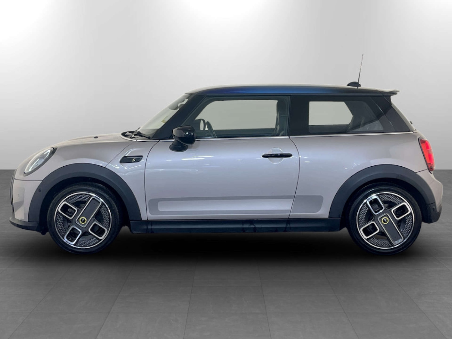 Used MINI Hatch 2021 for sale - 77523340: Photo 7